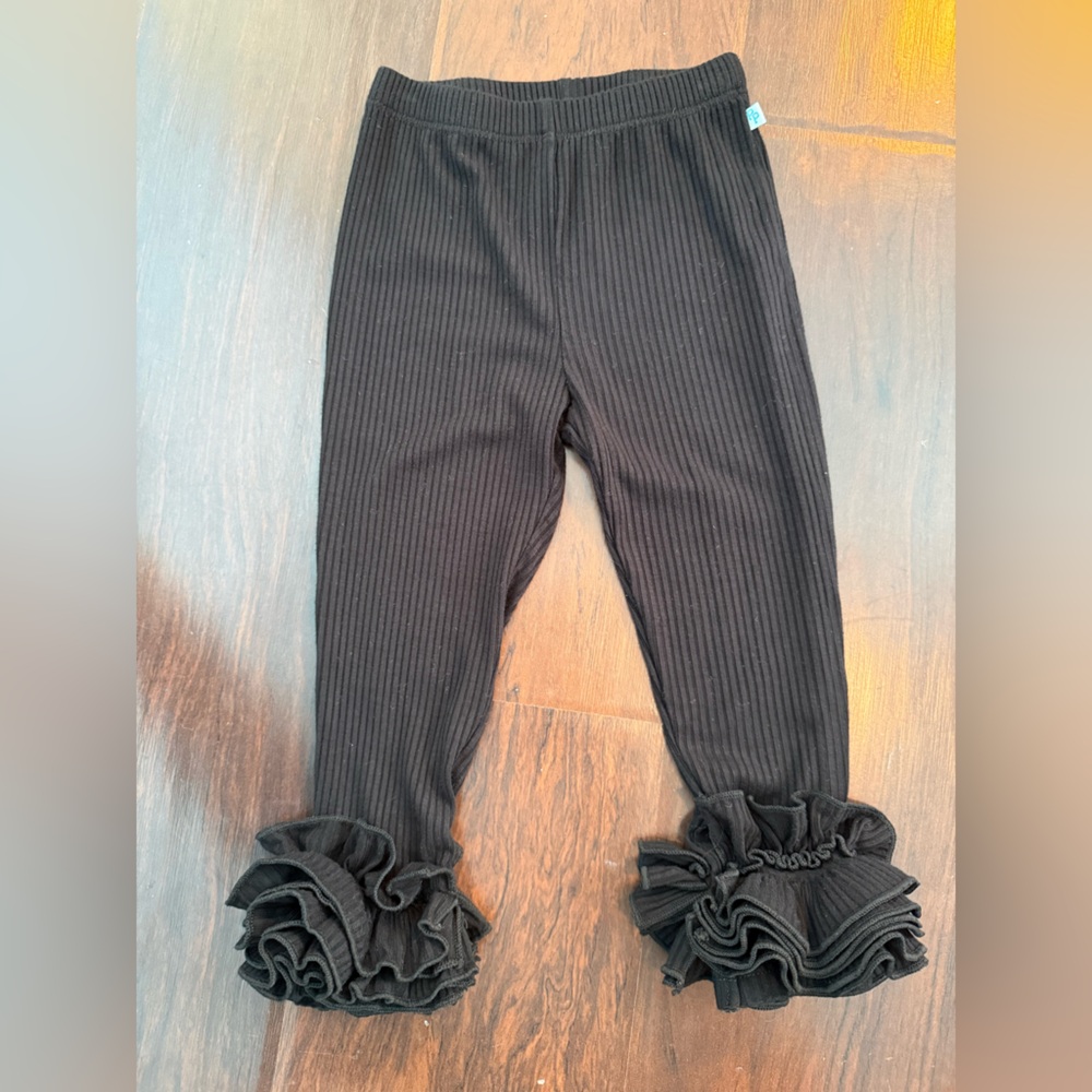 Posh Peanut Black Ribbed Cha Cha Pants